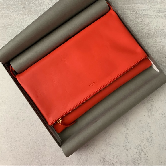 Everlane Handbags - Everlane Foldover Crossbody